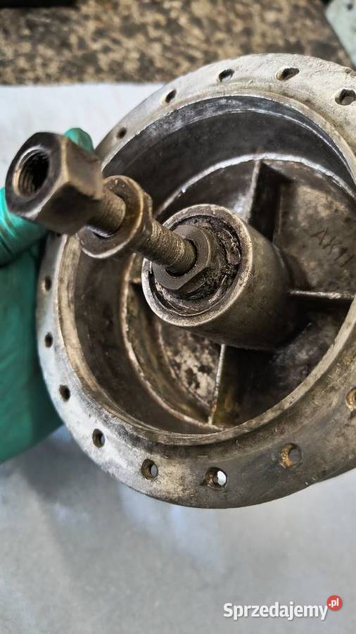 Piasta koła komar Romet ogar przód Części i akcesoria motocyklowe Rzeszów sprzedam