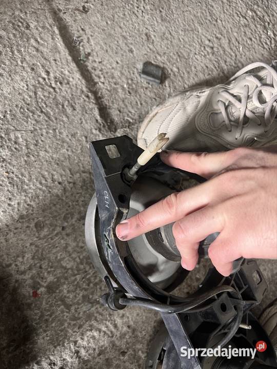 Lampa przednia lewa prawa BMW E28 Hella sprzedam