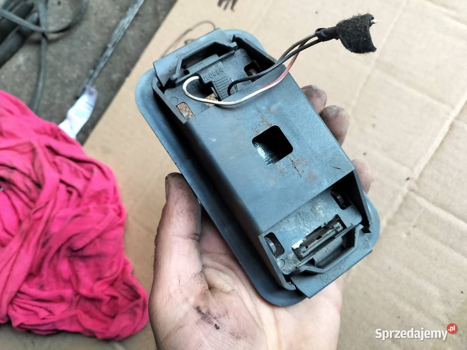 FIAT PUNTO 1 MK1 LAMPKA WNĘTRZA OŚWIETLENIE Kamień-Kolonia sprzedam