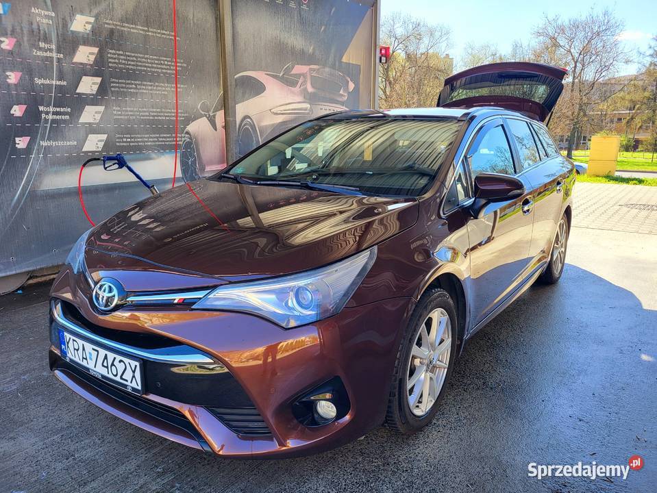 Toyota Avensis T27 kombi 18i LPG Automat Kraków sprzedam