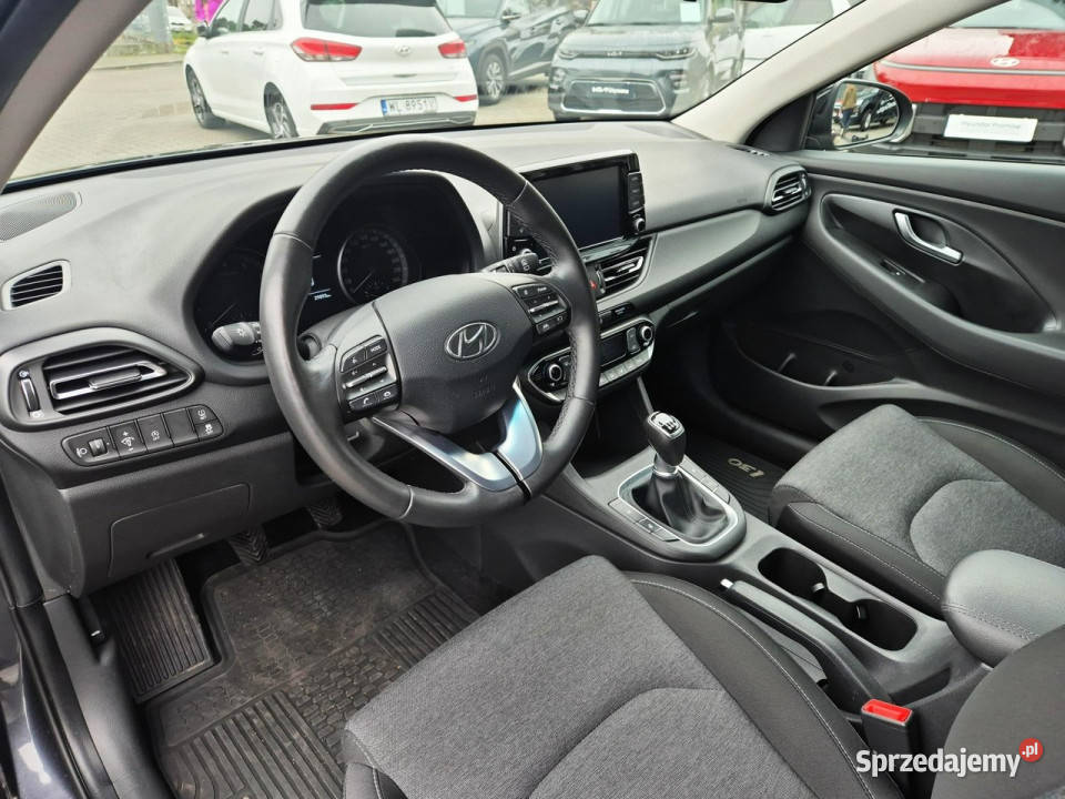 Hyundai i30 10 TGDI 6MT 120 WersjaSmart Pakiet światła przeciwmgielne łódzkie