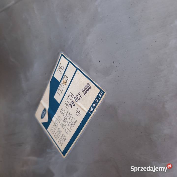 1015939 Zderzak tył Sc95 osobowe sprzedam