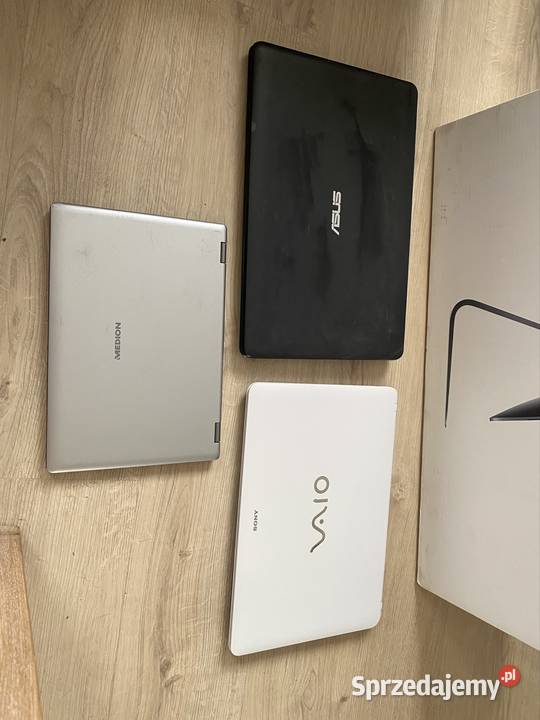 Trzy uszkodzone laptopy Deszczno sprzedam