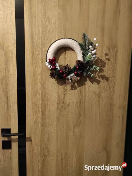 Wianek świąteczny beżowy Oleśnica