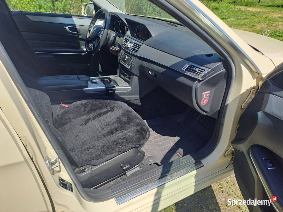 Mercedes E220 Bluetec T Model 9Gtronic Wronki sprzedam