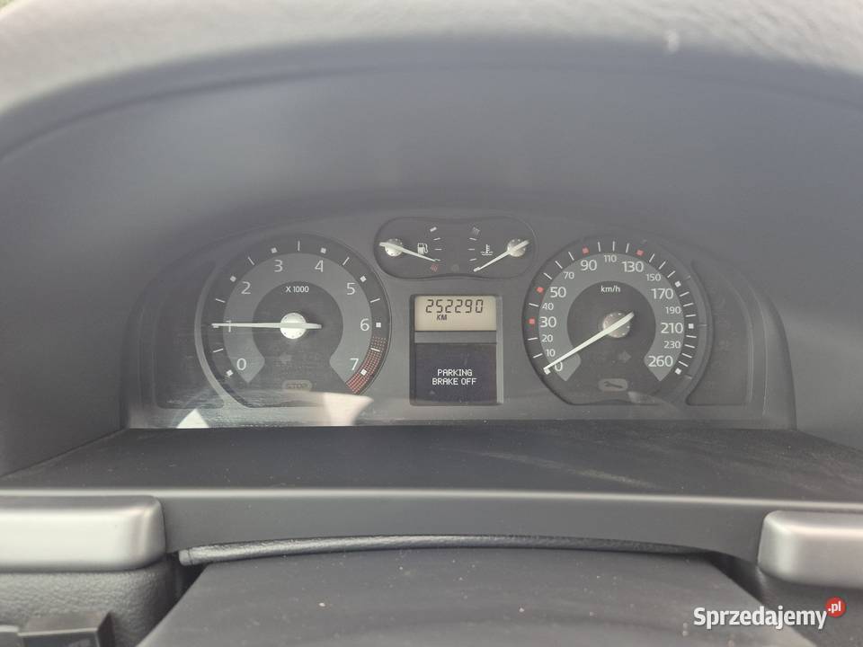 Renault Laguna II lift 20 b LPG do 2031r klimatyzacja Laguna Rychwał