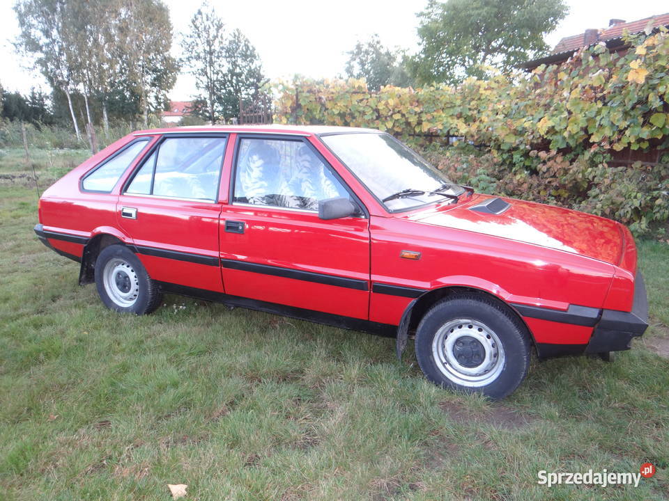 Sprzedam Polonez 1500 przejściówka Wołowa Hatchback