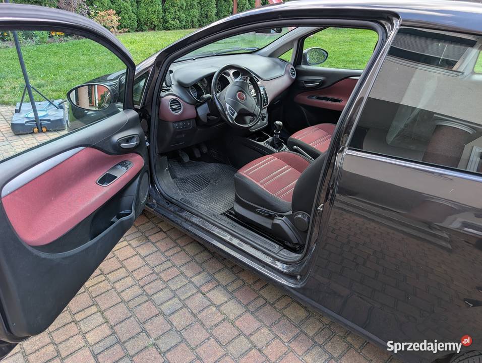 Fiat Punto Evo 14 8V 78 2012 r Benzyna 159 500 Szczytniki