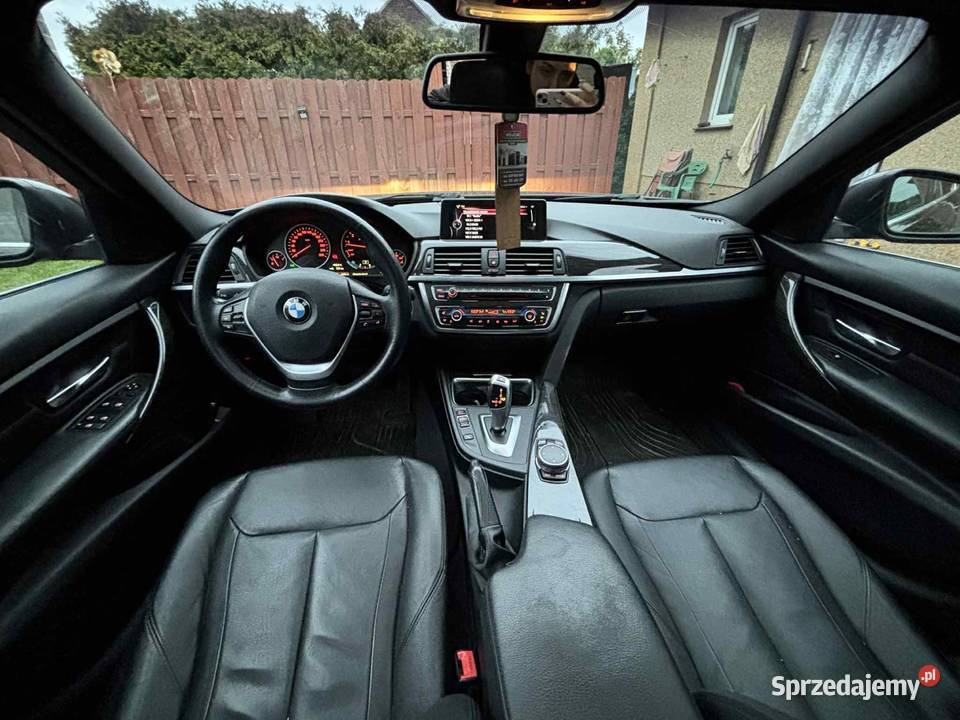 Bmw 328i luxury line 245 2015 r Sedan / Limuzyna Ostrówiec
