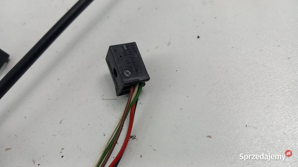 MERCEDES CLK W209 ZAMEK DRZWI PRZÓD PRAWY 5PIN osobowe Zbierkowo sprzedam