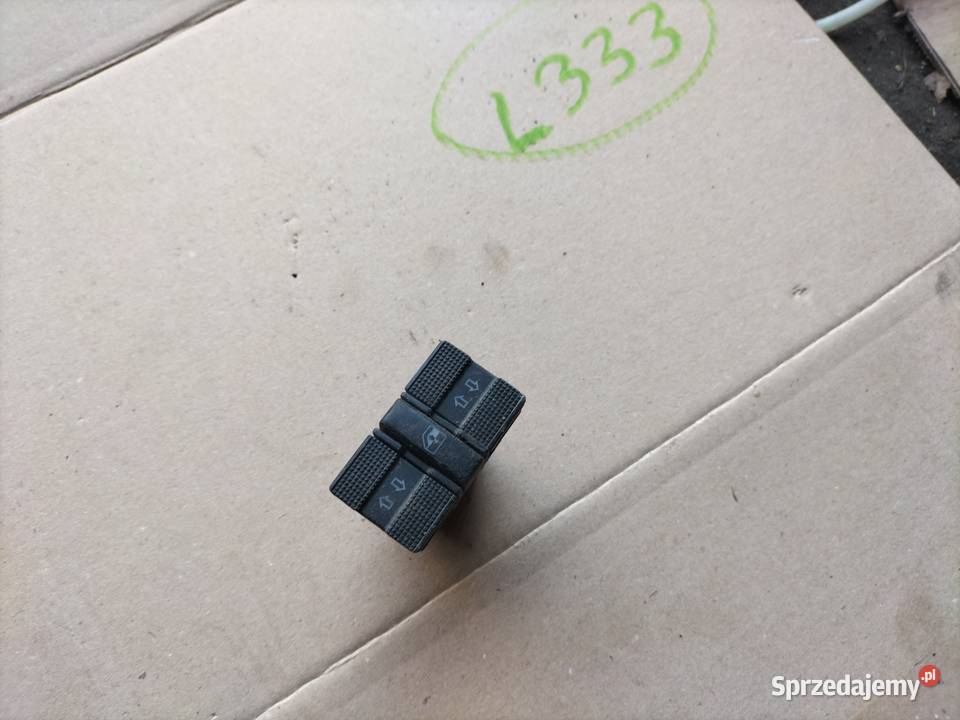 WŁĄCZNIK PANEL STEROWANIA SZYB SZYBY GOLF 3 osobowe Motoryzacja