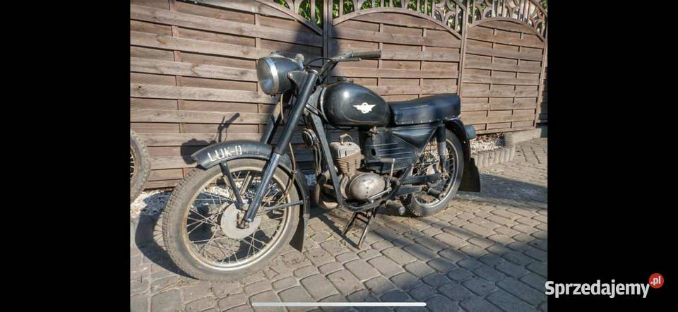 Skup zabytkowych motocykli motorowerów i części usługa