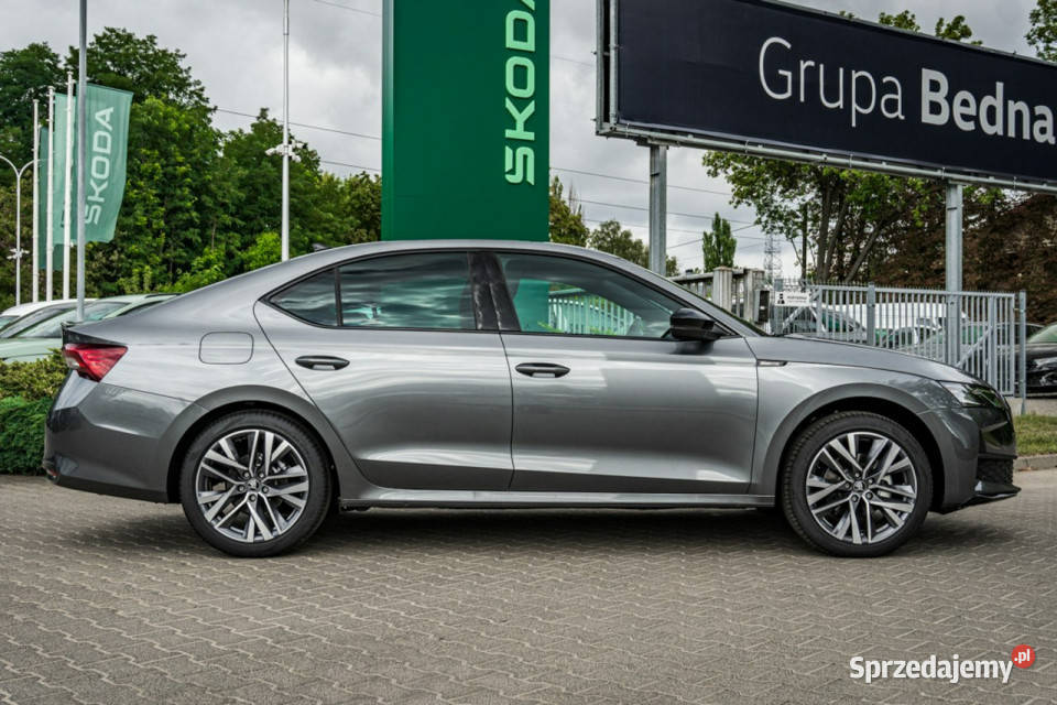 koda Octavia Sportline 15 TSI mHEV 150 DSG światła LED Łódź