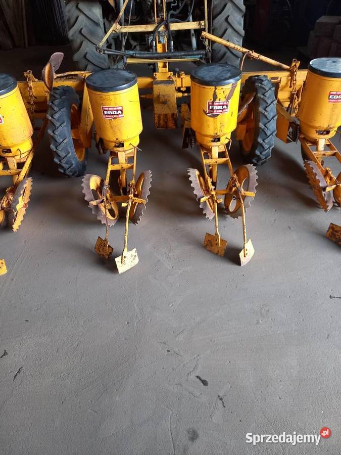 Siewnik do kukurydzy 4 rzędowy mechaniczny uszkodzony Mokra