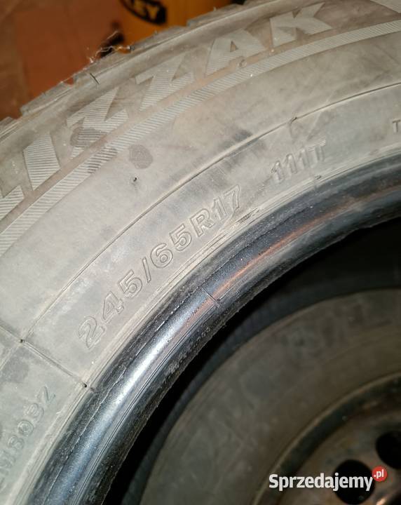 Opony Bridgestone Blizzak LM80 24565 R17 111T 245 podlaskie Hajnówka