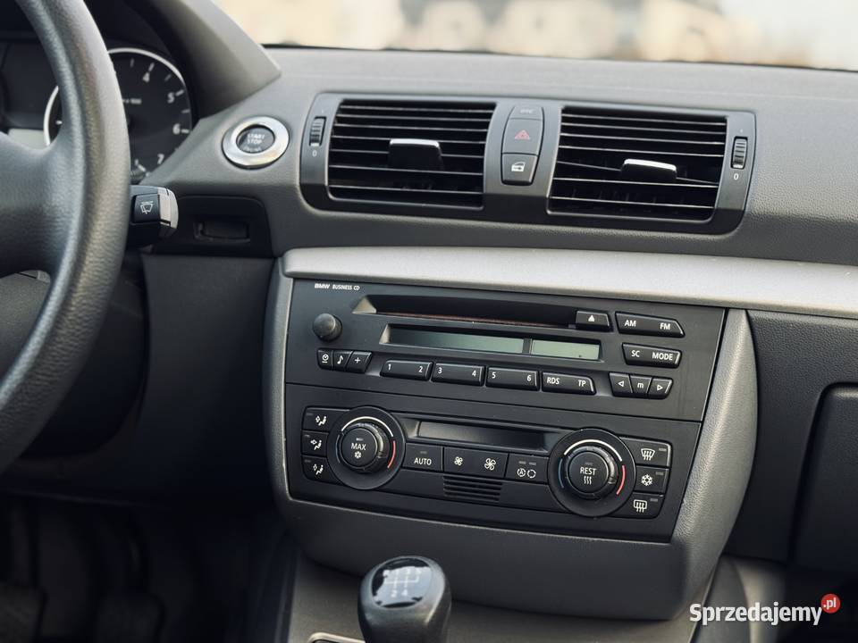 BMW E87 2004 Benzyna sprawna i zadbana Seria 1 Poznań