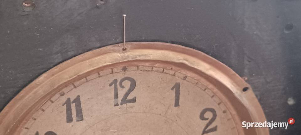 zegar zabytkowy do naprawy posiada kluczyk stołowy sprzedam
