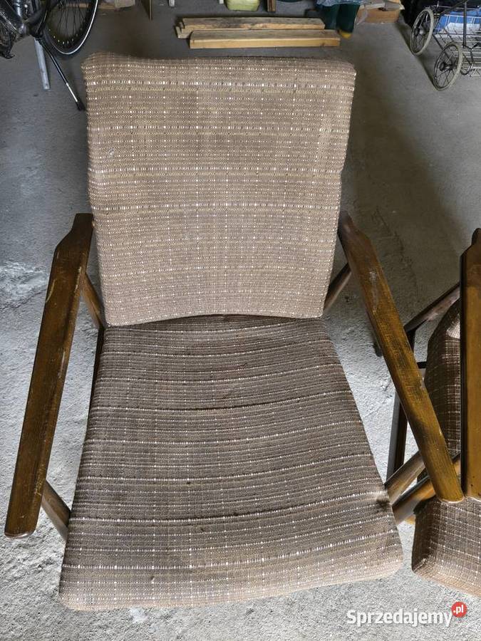 Fotele z PRL do renowacji Szamocin