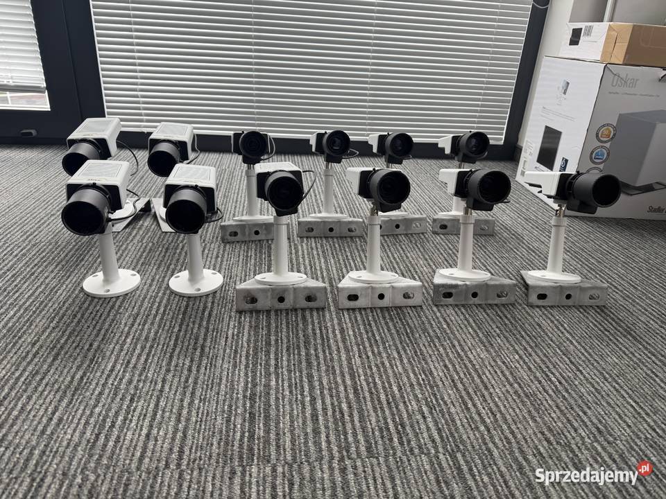 Zestaw 11 kamer przemysłowych AXIS M1137 stan Wrocław