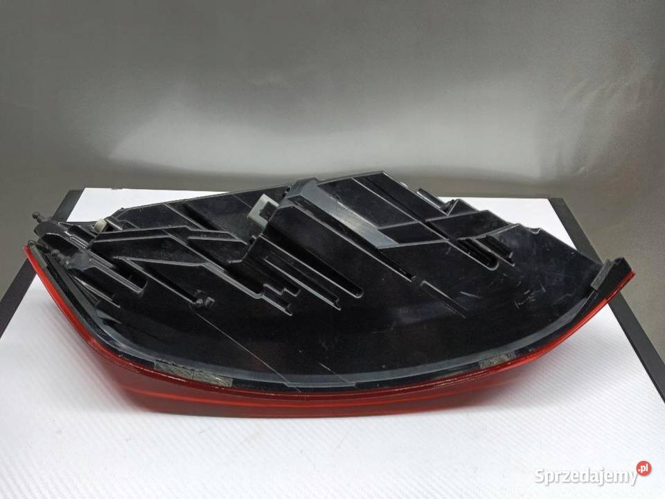 LAMPA TYŁ TYLNA PRAWA AUDI TT 8S0945096A sprzedam