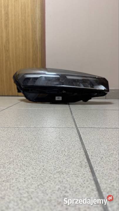 Renault Clio Mitsubishi called lampa przód Rolnictwo Dąbrowa Górnicza