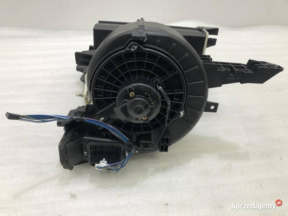DMUCHAWA WENTYLATOR 3M7118527AC MAZDA 2 DY