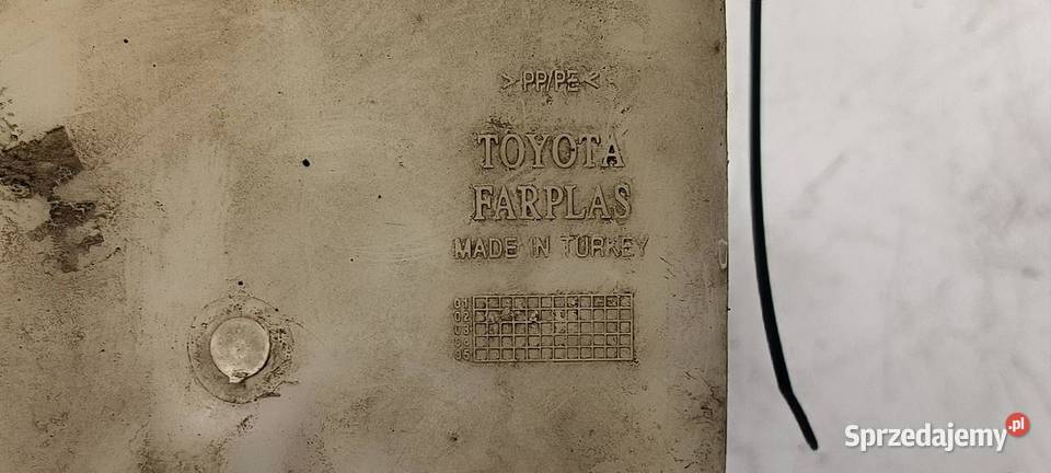 ZBIORNICZEK SPRYSKIWACZY TOYOTA COROLLA E12 Lipno