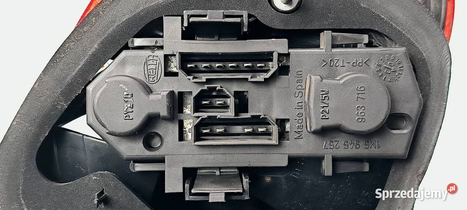 LAMPA LEWA TYŁ SEAT TOLEDO II 1M5945095B kujawsko-pomorskie Lipno