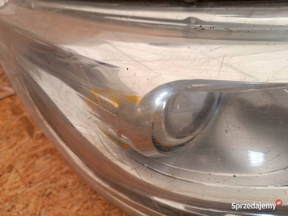 REFLEKTOR LAMPA PRAWA PRZÓD EU XENON CITROEN C4 wielkopolskie