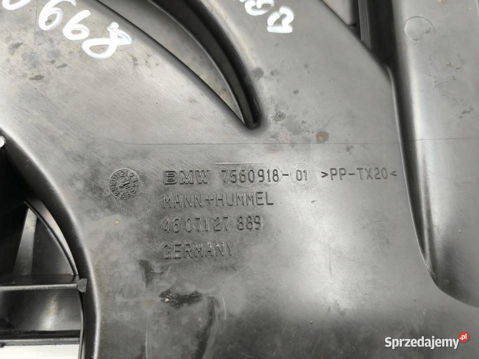 OSŁONA SILNIKA WLOT BMW E90 20B 7560918 Osłony silnika Silniki i osprzęt