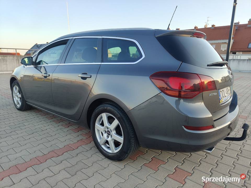 Opel Astra J Sports Tourer Kombi 14 Turbo 140 dolnośląskie Oława