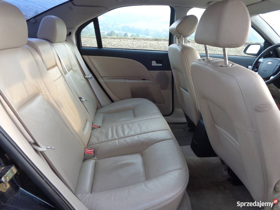FORD MONDEO GHIA CZARNY JASNA BEŻOWA SKÓRA SEDAN hak Mondeo Rzeszów