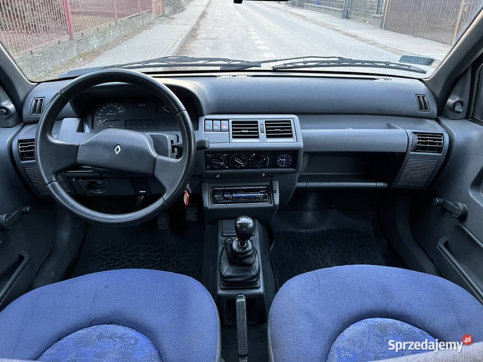 Renault Clio 1995 12 benzyna zadbany garażowany Clio