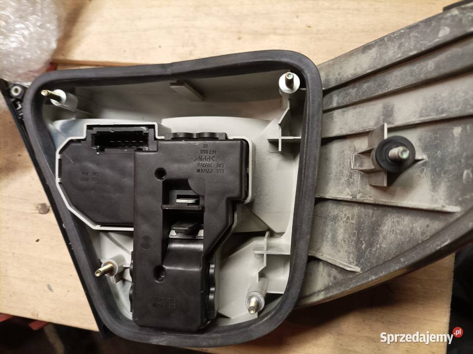Lampa Lewy Prawy Tył Tylna komplet Mercedes CLK