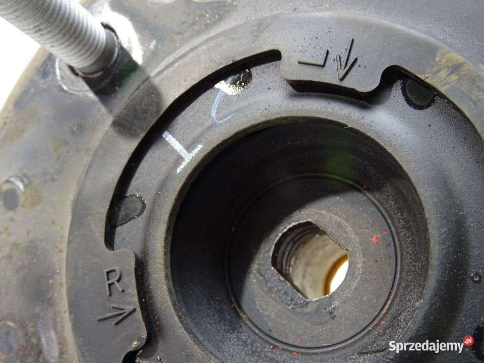 ŁOŻYSKO MCPERSONA LEXUS RC 35 SportowyCoupe osobowe