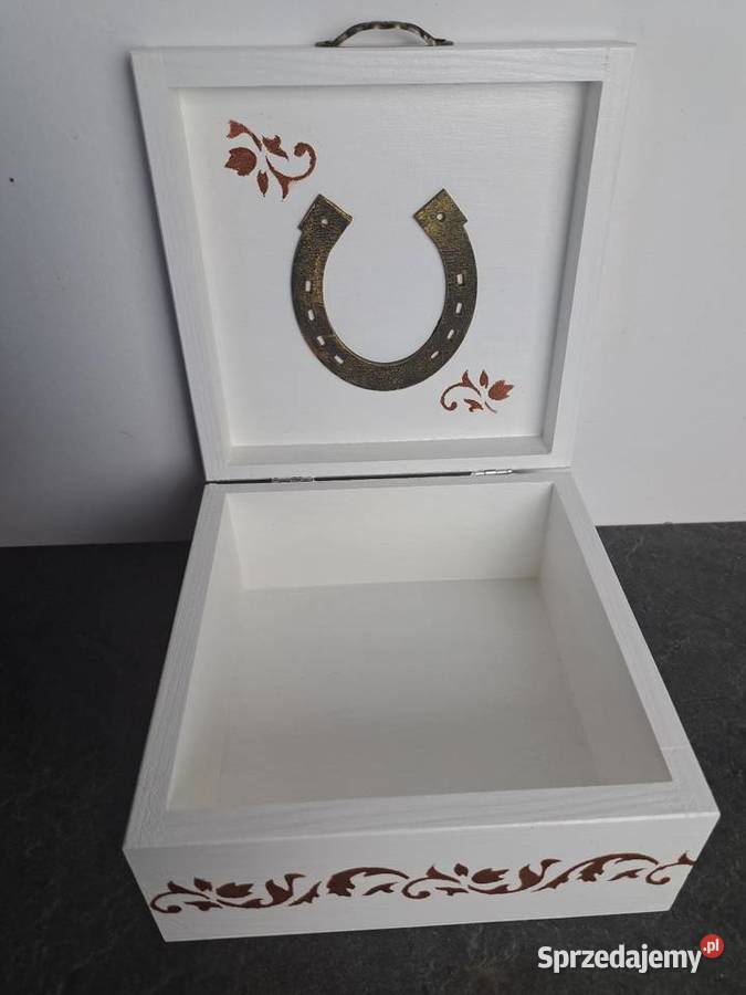 Szkatułka konie decoupage z podkową Rękodzieło