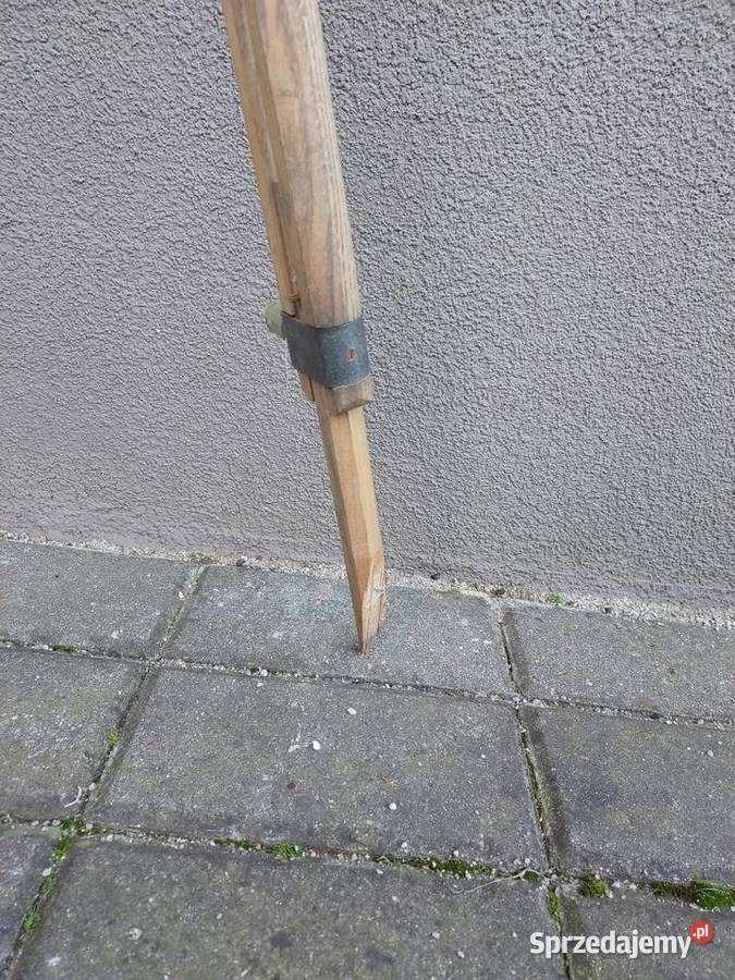 Stary drewniany trójnóg statyw fotograficzny pomorskie Tczew