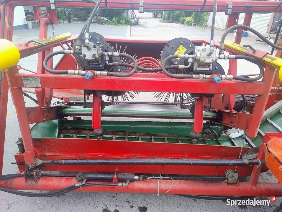 kombajn do zbioru porzeczki arek 3 Borek sprzedam