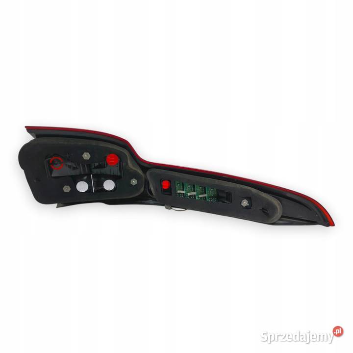 LAMPA PRAWA Volvo V50 I LIFT 20072012 tylna Chełm