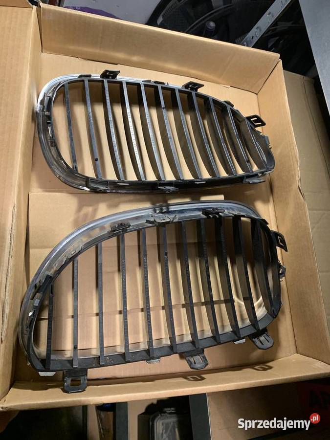 BMW E6061 nerki grill lewa i prawa Koziegłowy