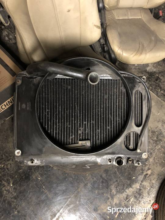 Chłodnica wody i oleju Mercedes w107 slc 45l Motoryzacja Kraśnik