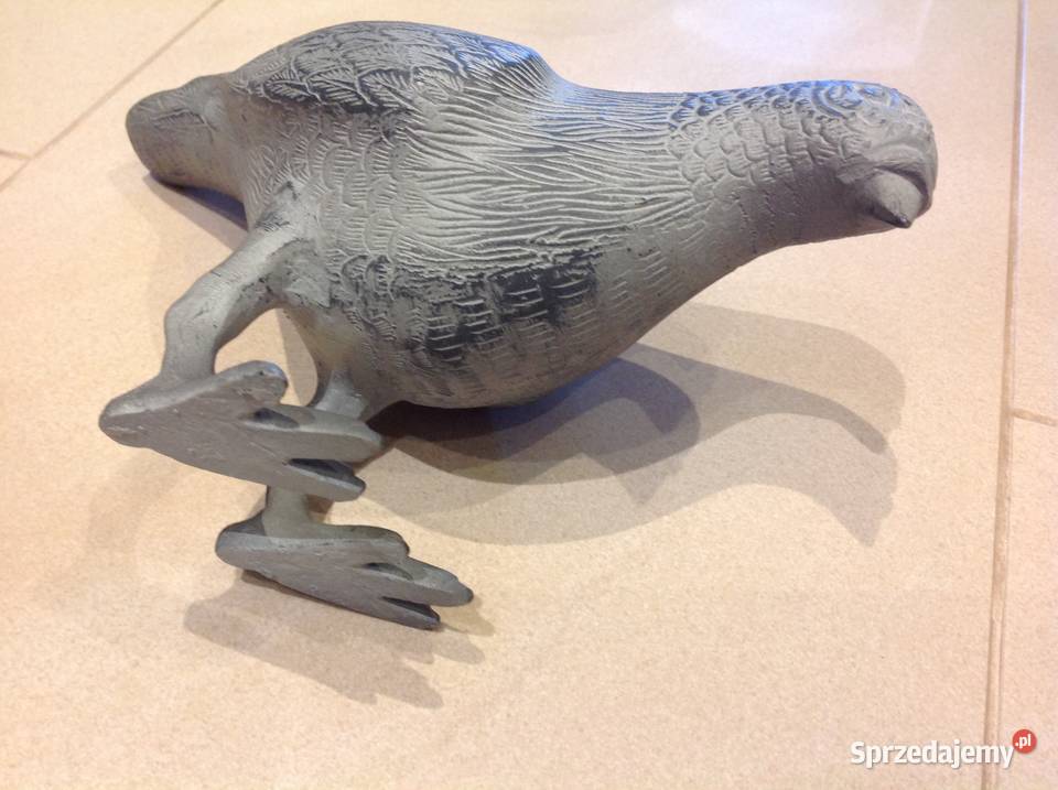 Figurka Gołębia odcienie szarości lubuskie