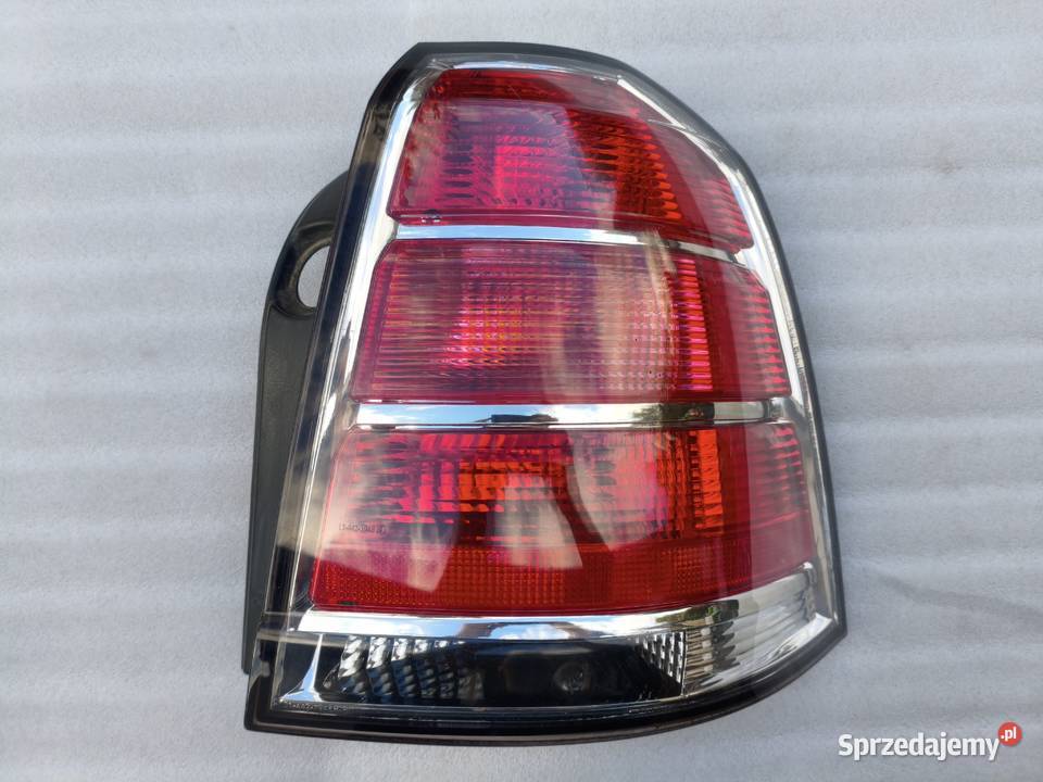 Lampa Prawy Tył Tylna Prawa Opel Zafira B prawe Motoryzacja sprzedam