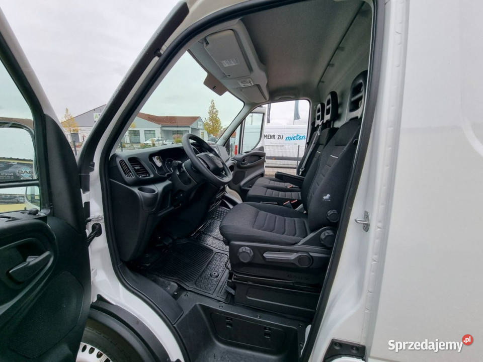 Iveco Daily 35S18A8H V L4H3 18m3 176 Dostępny czujnik deszczu Iveco Szczecinek