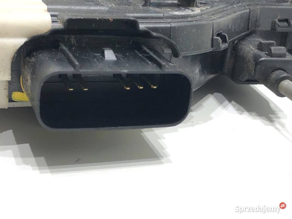 ZAMEK DRZWI LEWY TYŁ HYUNDAI SANTA FE III SUV