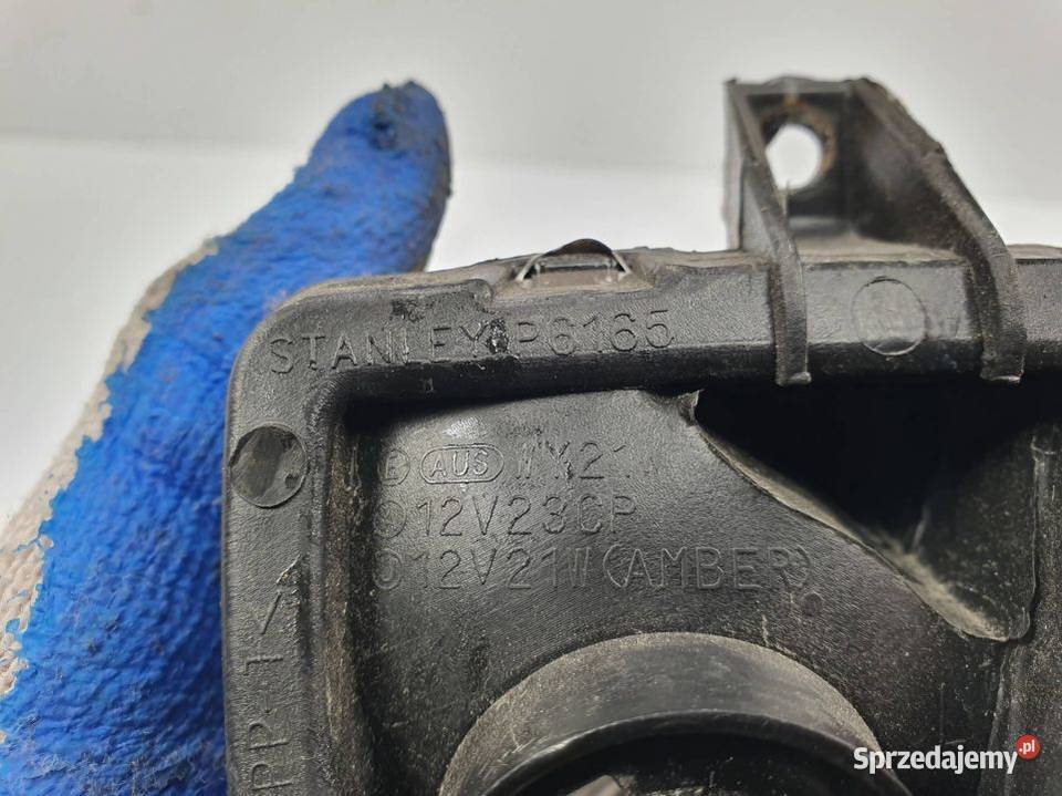 KIERUNKOWSKAZ LEWY HONDA VFR 800RR osobowe