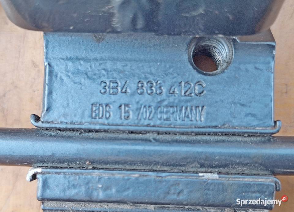 VW PASSAT B5 ZAWIASY DRZWI 3B4833411C 3B4833412C Radom