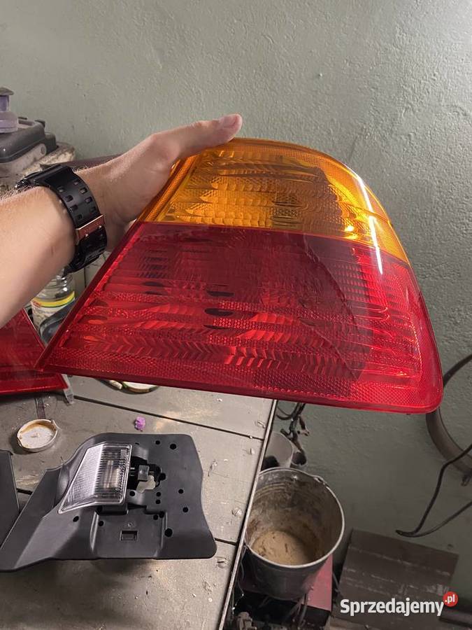 Lampy tył BMW E46 coupe pomarańczowe kierunki Lampy tylne Pyrzowice