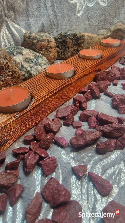 Świecznik Shou Sugi Ban drewno świerkowe złoty warmińsko-mazurskie Sępopol