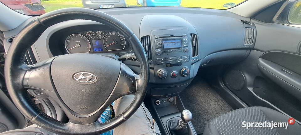 Hyundai i30 14 benzyna nieuszkodzony Przysucha
